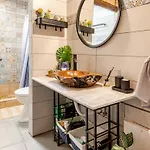 Kalavrita Winter Retreat - Homely Spacious 別荘 *