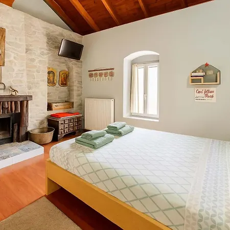 Kalavrita Winter Retreat - Homely Spacious *