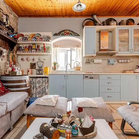 Kalavrita Winter Retreat - Homely Spacious Prázdninový dům *