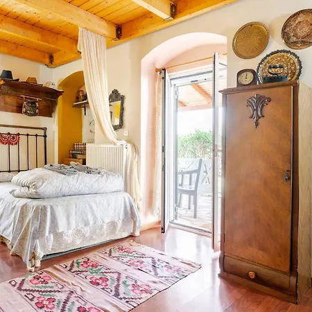 Kalavrita Winter Retreat - Homely Spacious