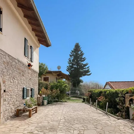 Kalavrita Winter Retreat - Homely Spacious *