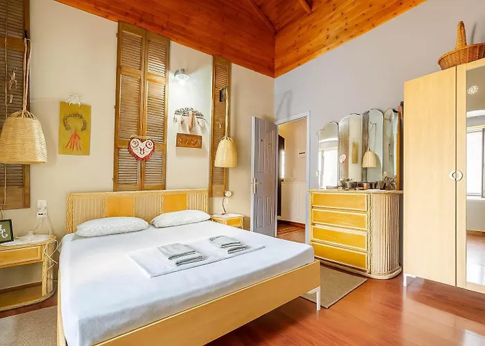 Сasa de vacaciones Kalavrita Winter Retreat - Homely Spacious