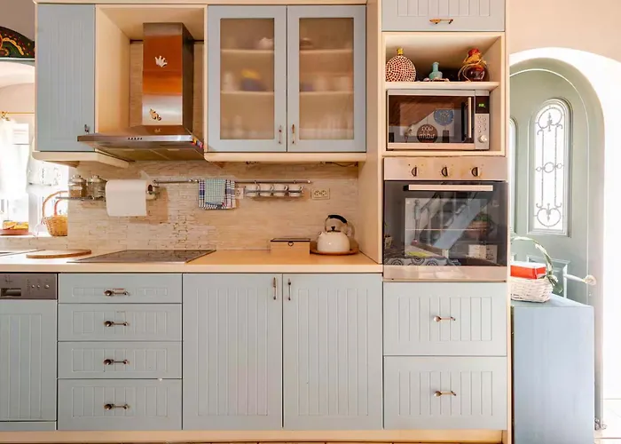 Feriehus Kalavrita Winter Retreat - Homely Spacious *