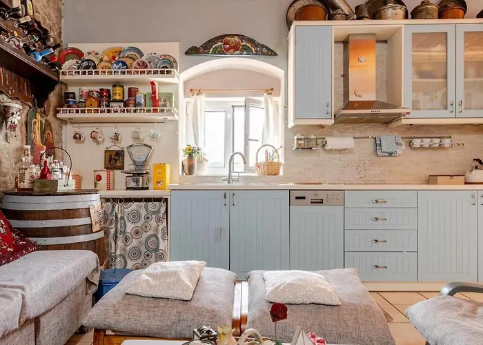 Kalavrita Winter Retreat - Homely Spacious Feriehus *